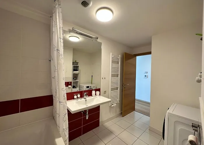 View From 27th Floor, Free Parking, Keyless Lejlighed Bratislava