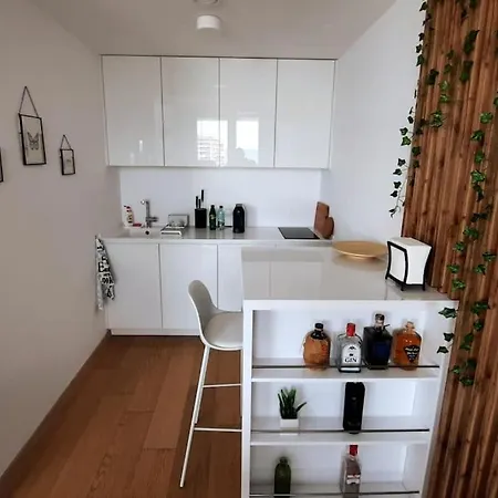 アパート View From 27th Floor, Free Parking, Keyless ブラチスラヴァ